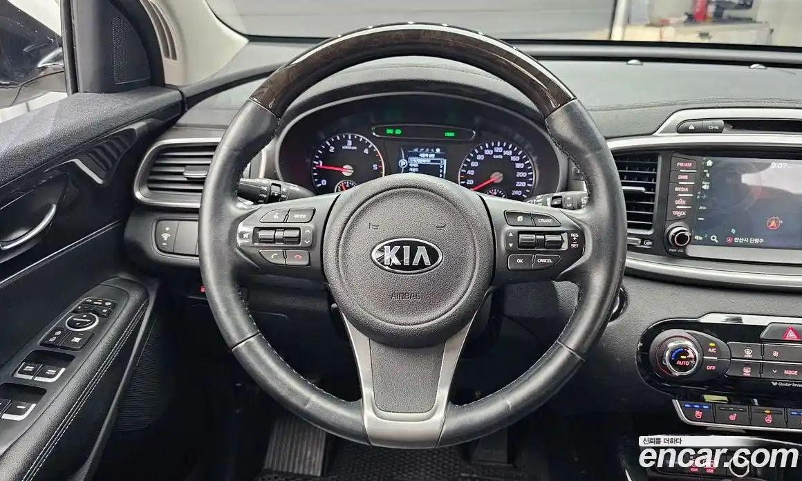 Kia Sorento 2016 2.0 автомат (гидро), фото 20