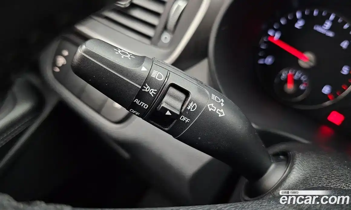 Kia Sorento 2016 2.0 автомат (гидро), фото 28
