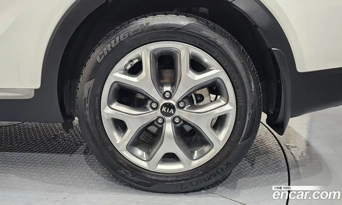 Kia Sorento 2016 2.0 автомат (гидро), фото 7