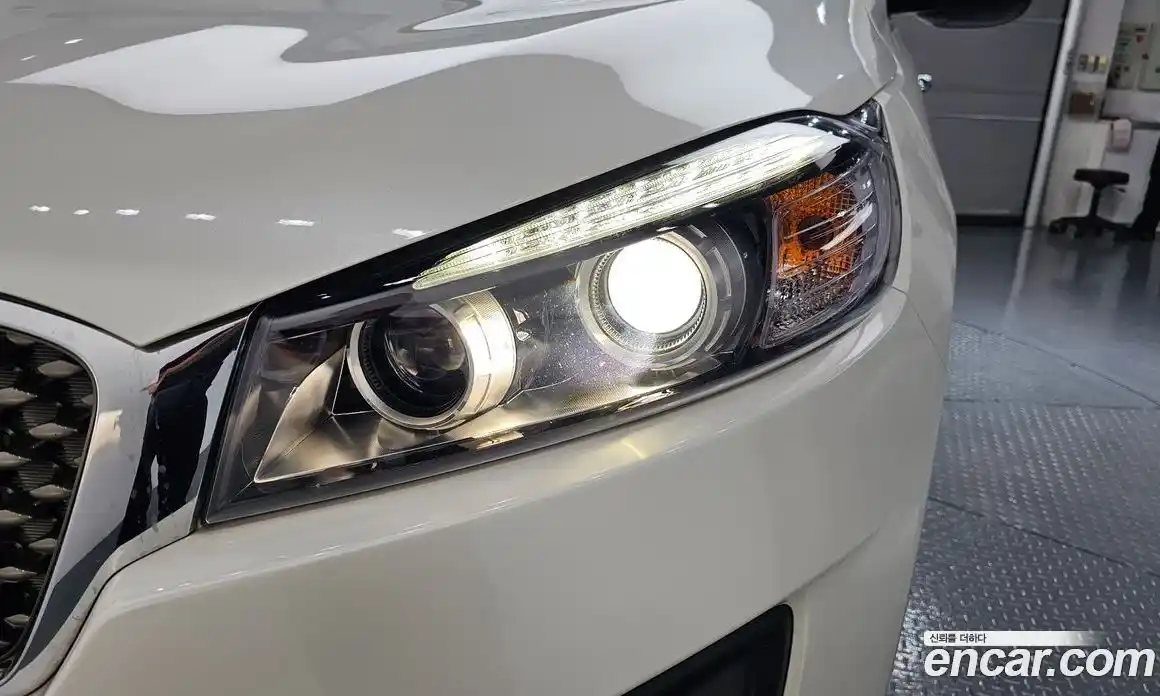 Kia Sorento 2016 2.0 автомат (гидро), фото 8