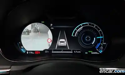Genesis GV70 2022 0.1 автомат (гидро), миниатюра 8