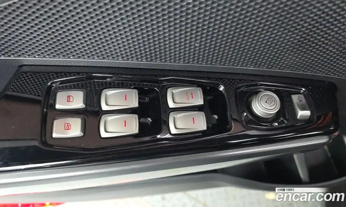 SsangYong TIBOLI 2019 1.6 автомат (гидро), фото 18