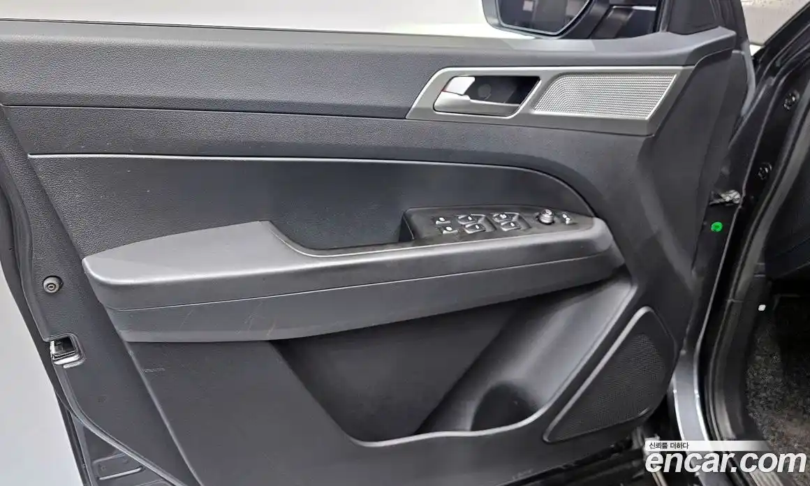 SsangYong Rexton 2019 2.2 автомат (гидро), фото 14