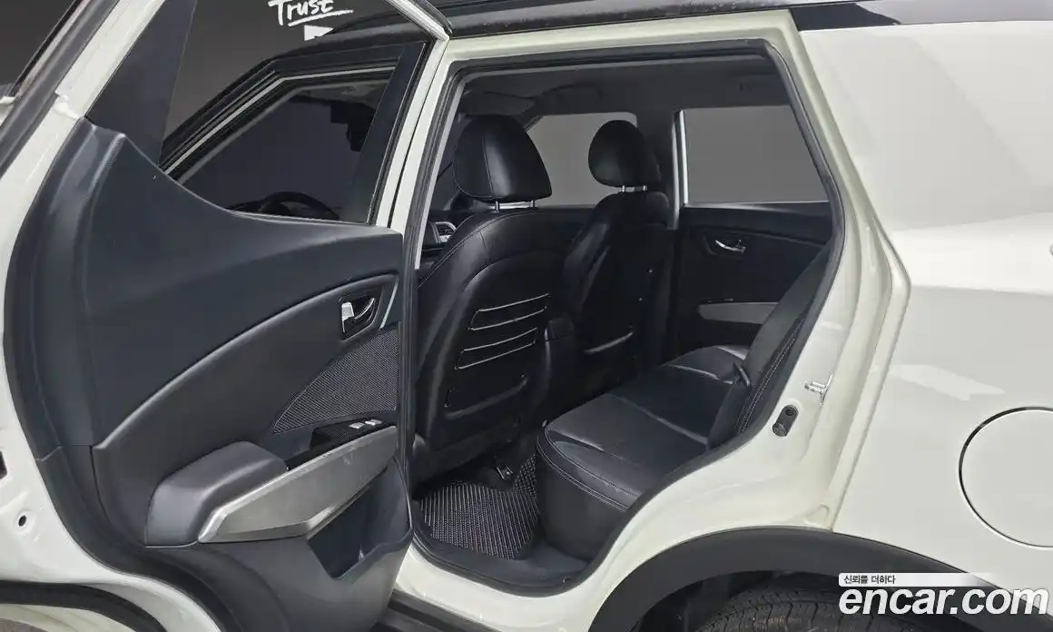 SsangYong TIBOLI 2015 1.6 автомат (гидро), фото 16