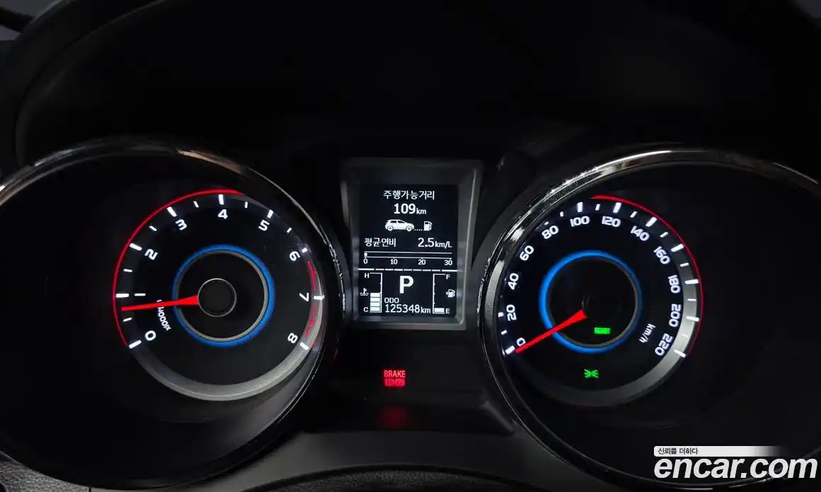 SsangYong TIBOLI 2015 1.6 автомат (гидро), фото 8