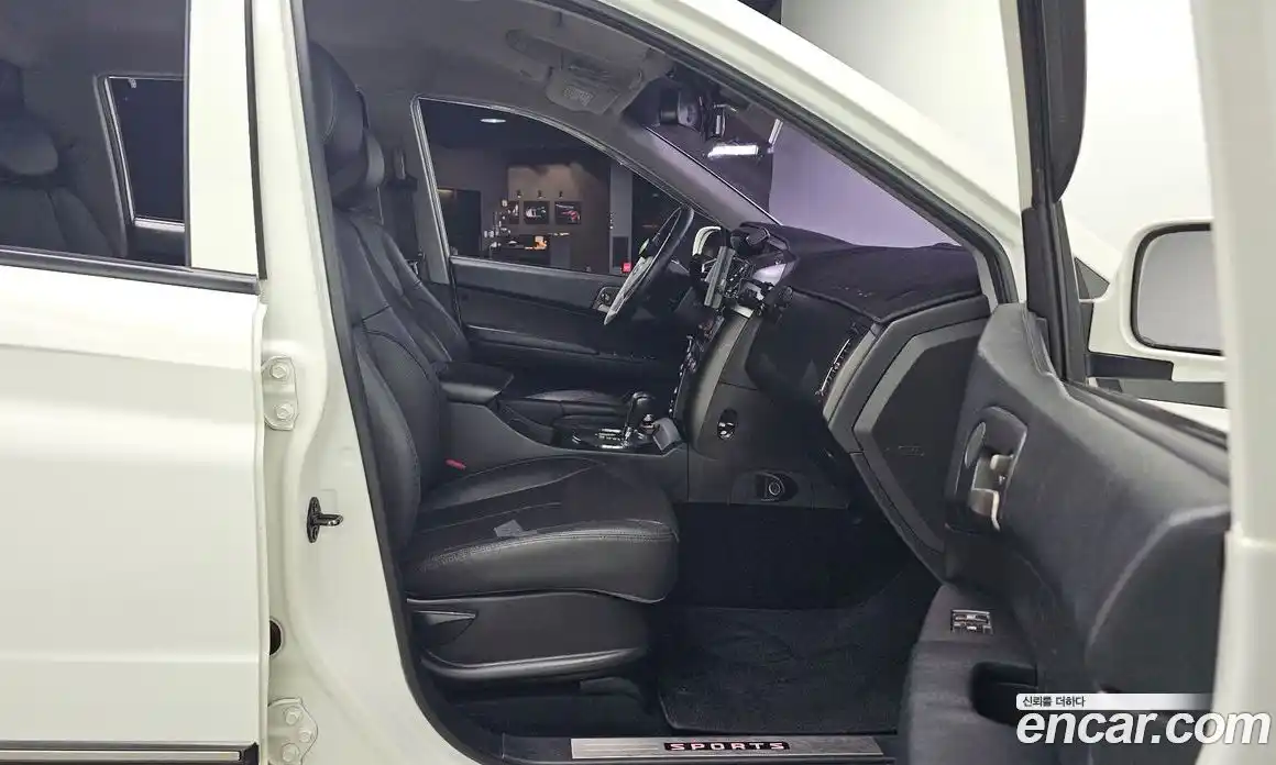 SsangYong Korando 2016 2.2 автомат (гидро), фото 12