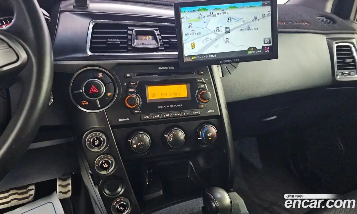 SsangYong Korando 2016 2.2 автомат (гидро), фото 16