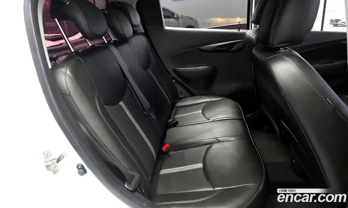 Chevrolet Spark 2019 1.0 автомат (гидро), фото 17