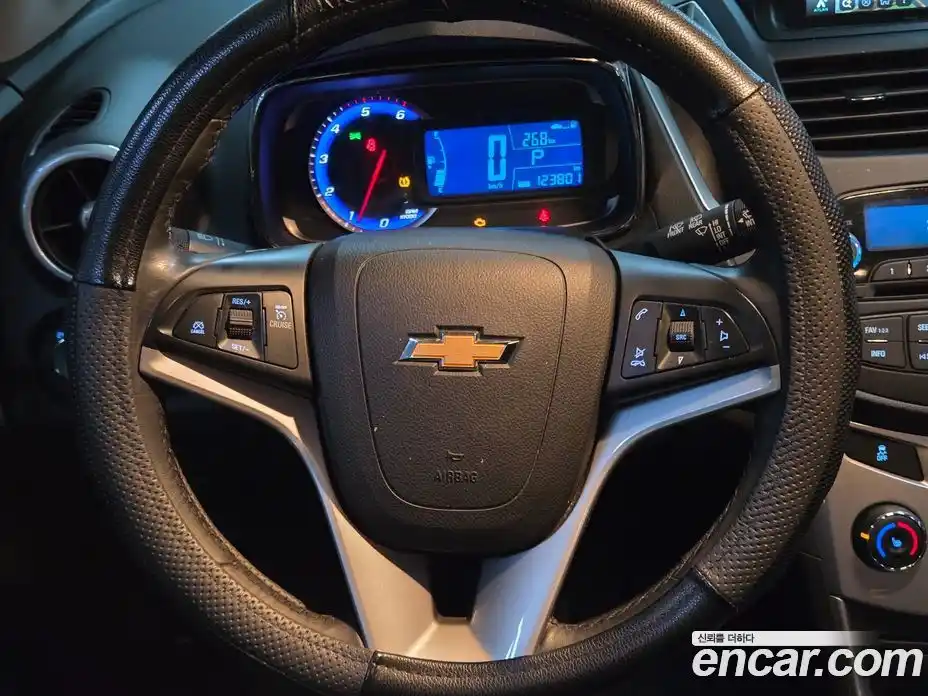 Chevrolet Trax 2016 1.6 автомат (гидро), фото 9