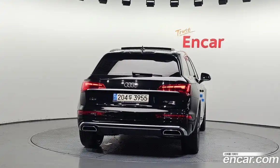Audi Q5 2021 2.0 автомат (гидро), фото 4