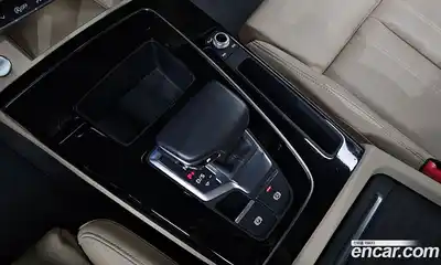 Audi Q5 2021 2.0 автомат (гидро), миниатюра 9
