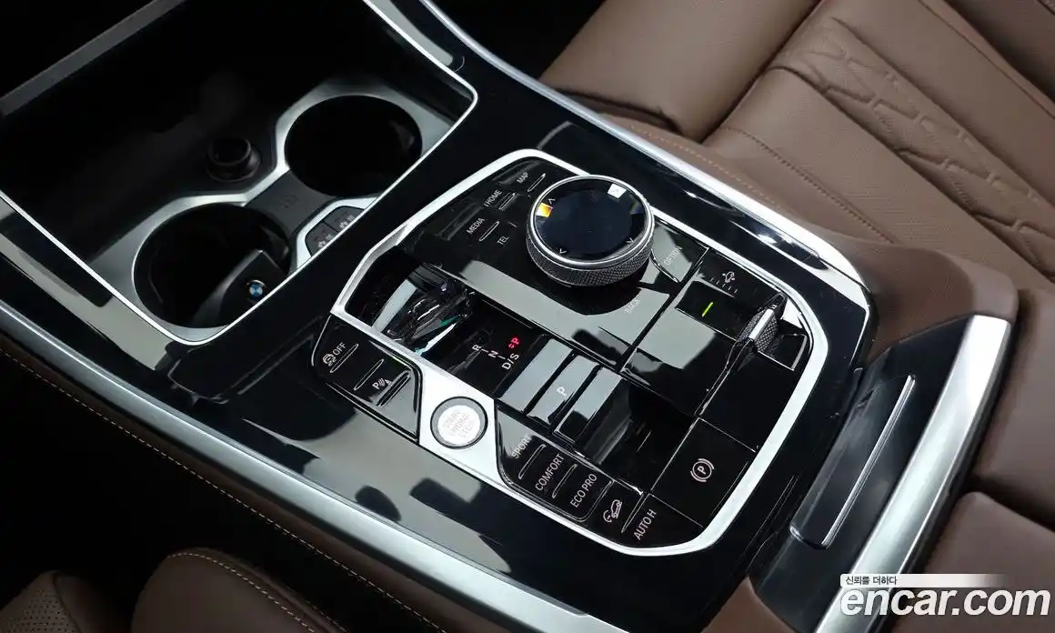 BMW X5 2025 3.0 автомат (гидро), фото 12