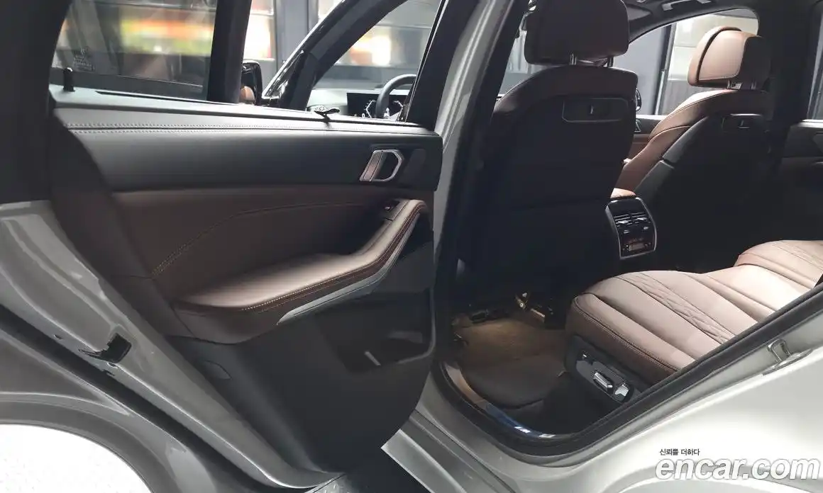 BMW X5 2025 3.0 автомат (гидро), фото 16