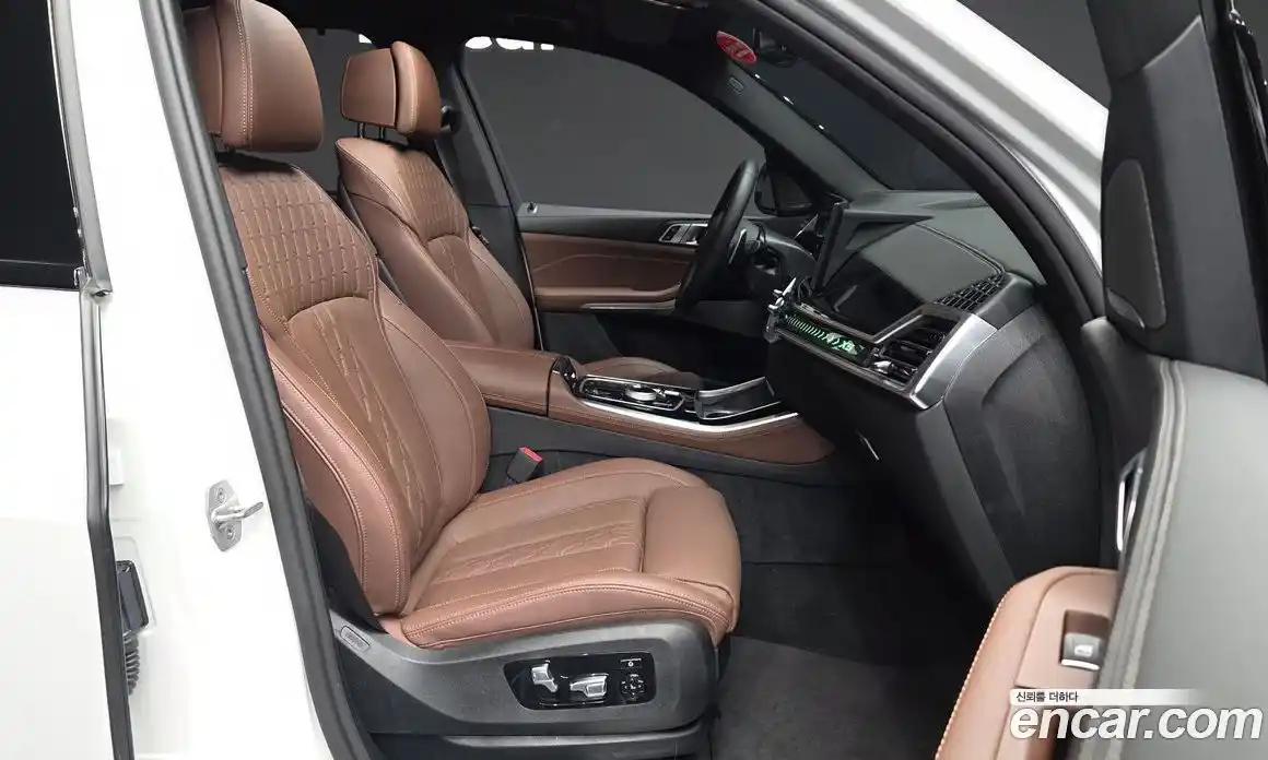 BMW X5 2025 3.0 автомат (гидро), фото 17
