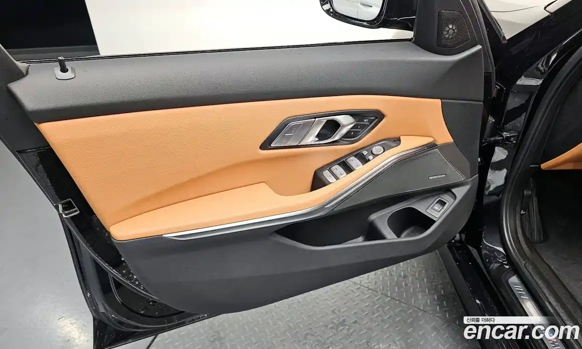 BMW 3 серия 2025 2.0 автомат (гидро), фото 13