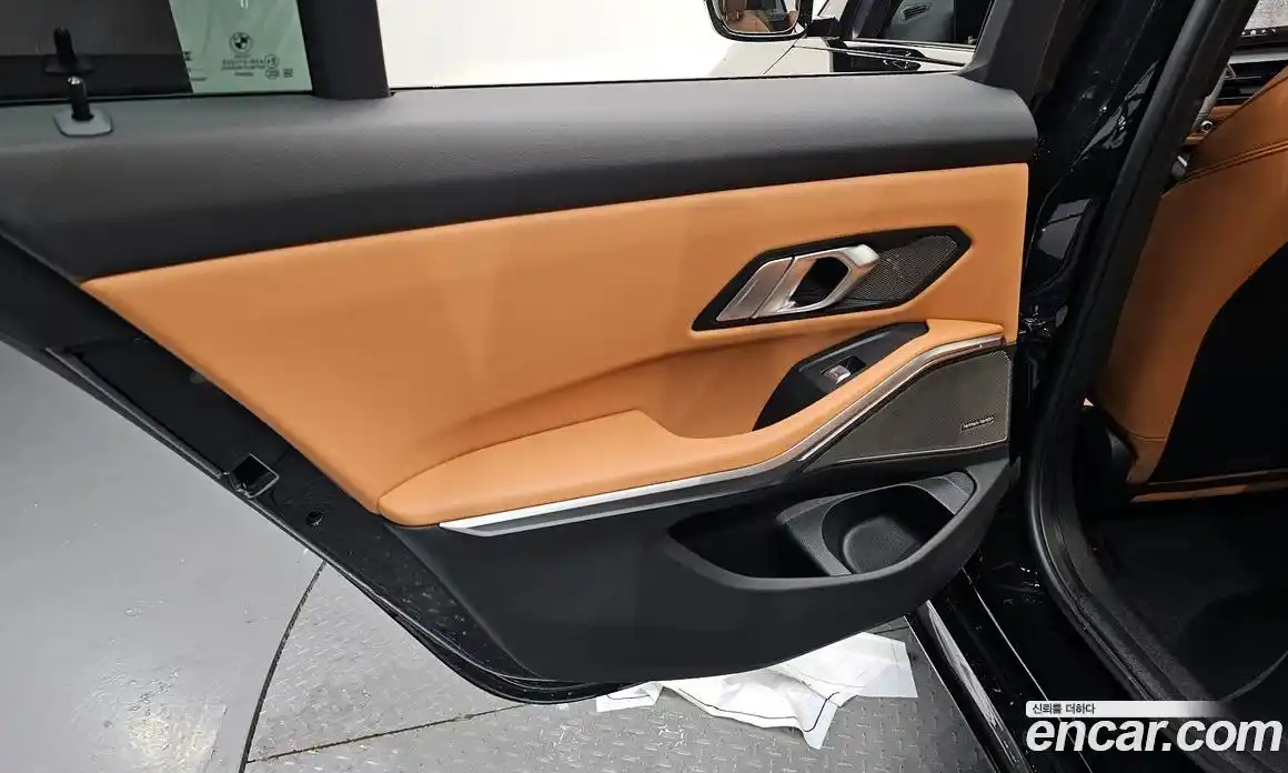 BMW 3 серия 2025 2.0 автомат (гидро), фото 14
