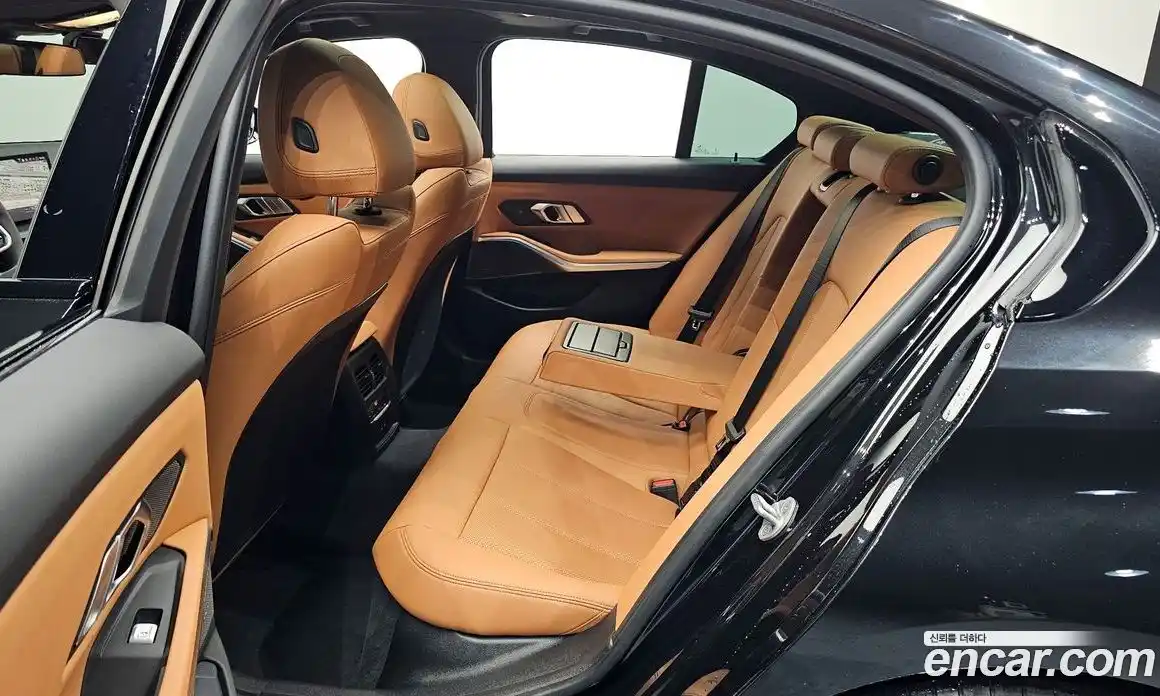 BMW 3 серия 2025 2.0 автомат (гидро), фото 16