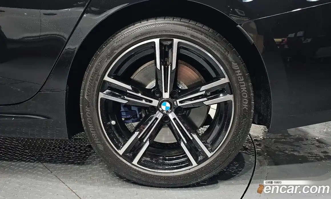 BMW 3 серия 2025 2.0 автомат (гидро), фото 6