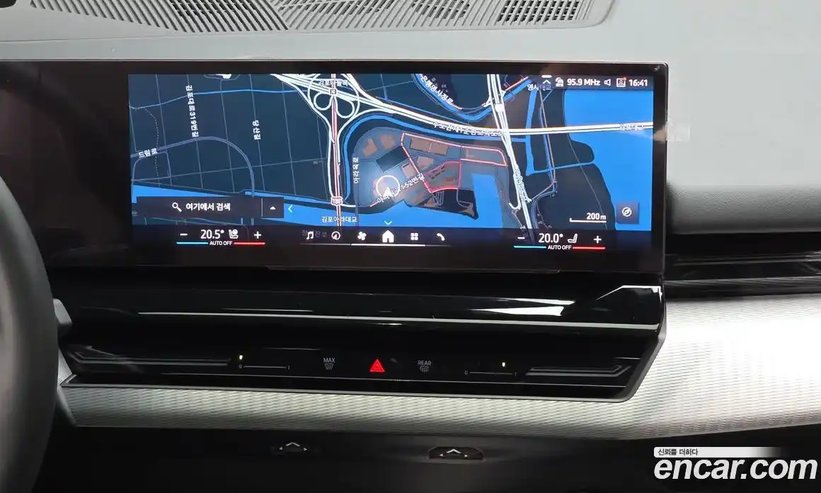 BMW 5 серия 2024 2.0 автомат (гидро), фото 14