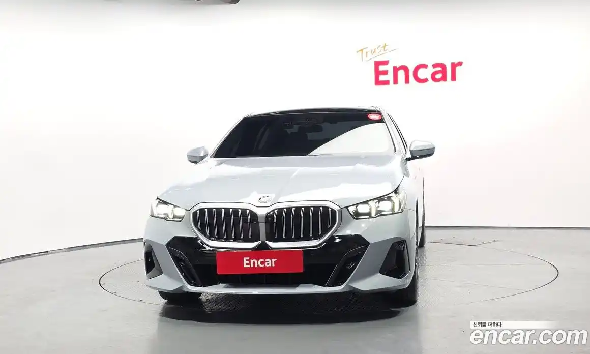 BMW 5 серия 2024 2.0 автомат (гидро), фото 3