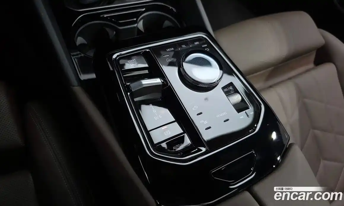 BMW 5 серия 2024 2.0 автомат (гидро), фото 9