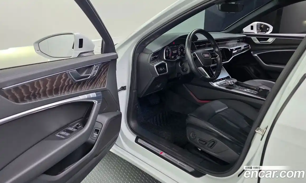 Audi A6 2019 2.0 автомат (гидро), фото 13