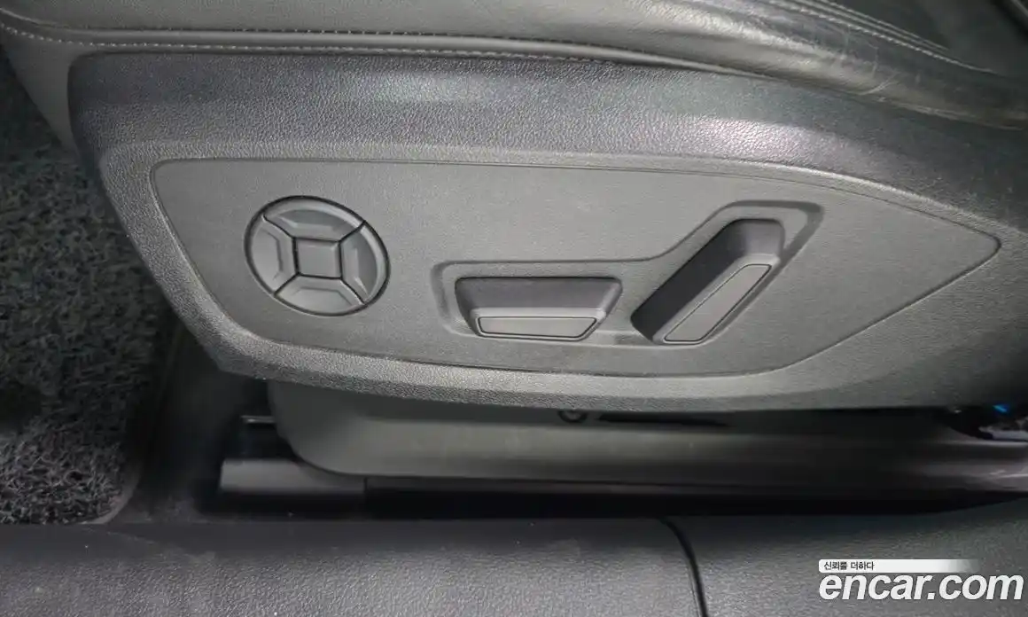 Audi A6 2019 2.0 автомат (гидро), фото 32