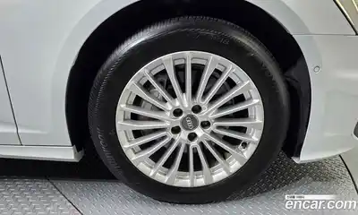 Audi A6 2019 2.0 автомат (гидро), миниатюра 7