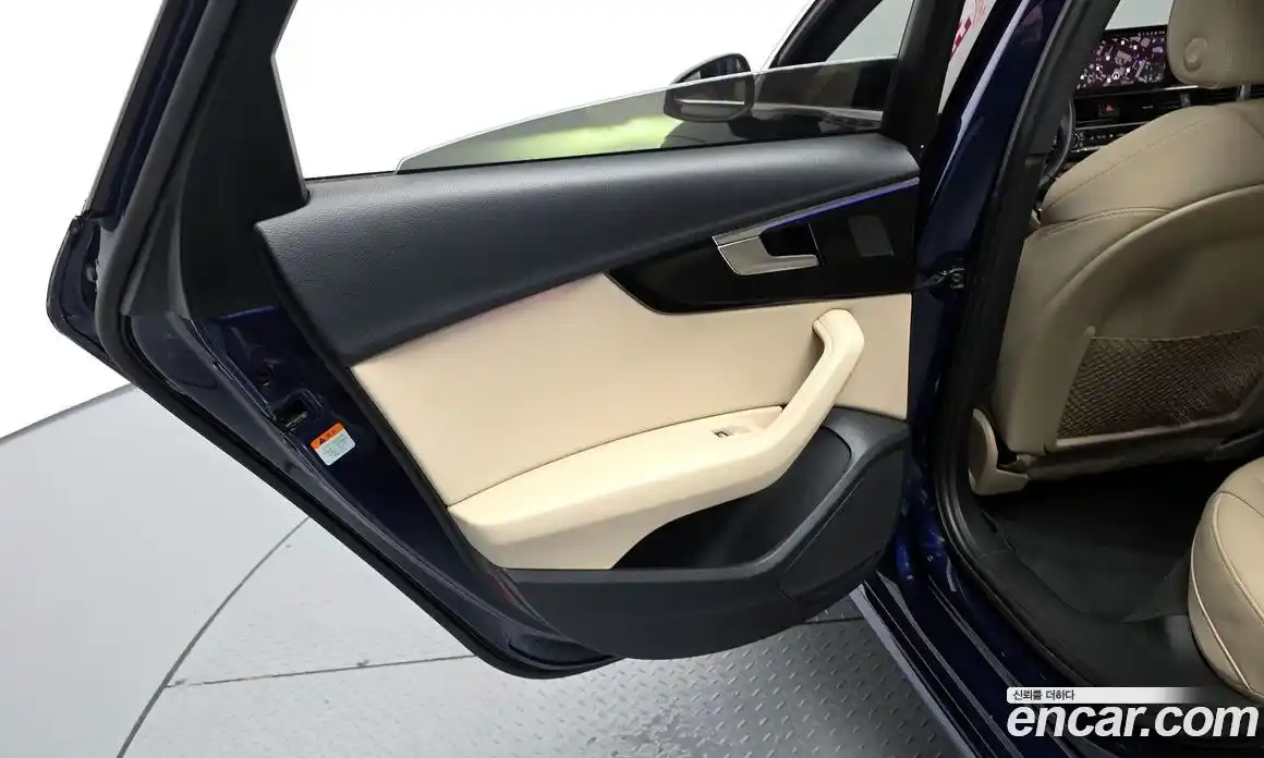 Audi A4 2021 2.0 автомат (гидро), фото 15
