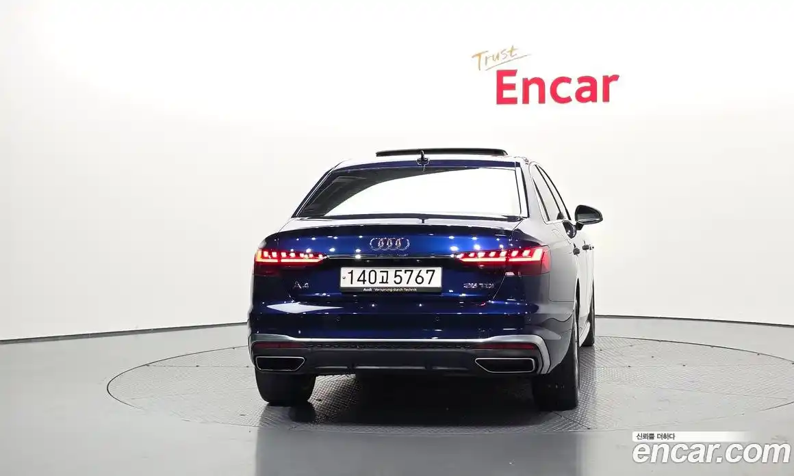 Audi A4 2021 2.0 автомат (гидро), фото 4