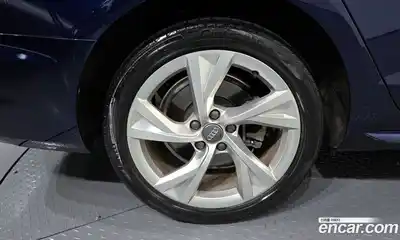 Audi A4 2021 2.0 автомат (гидро), миниатюра 5