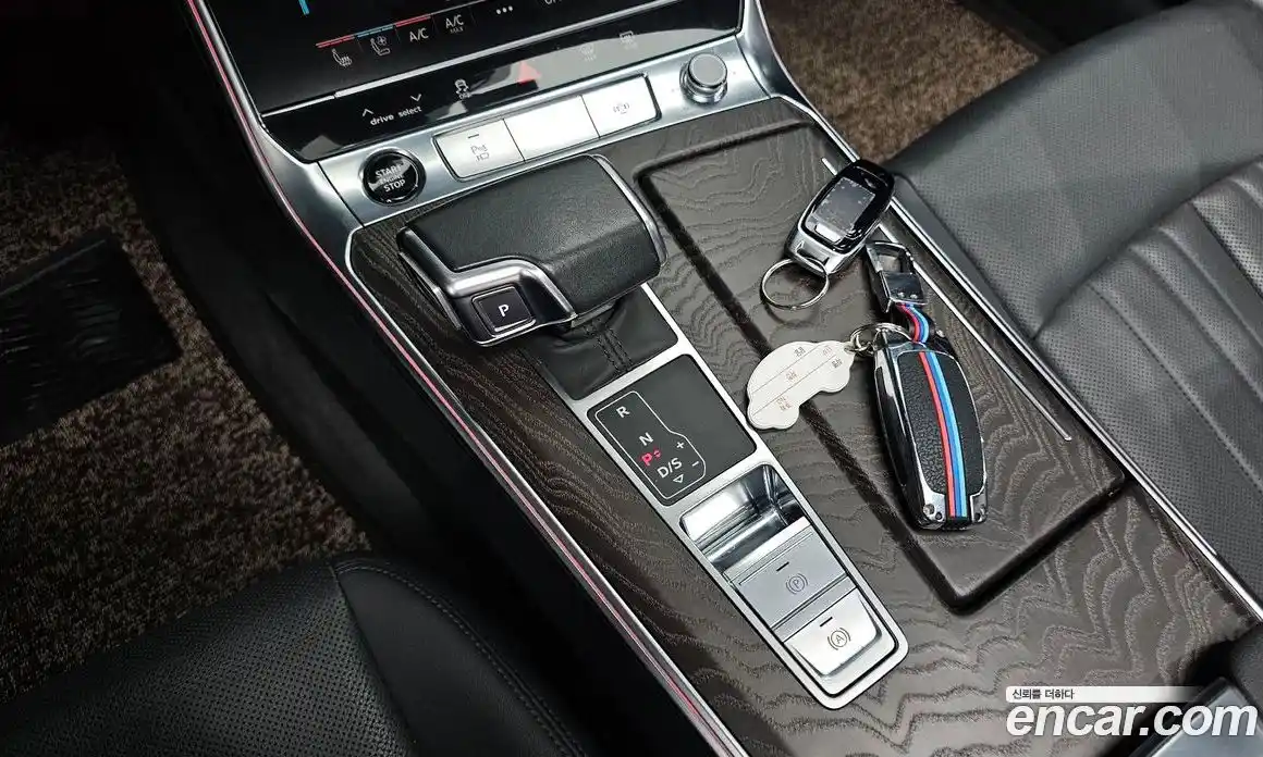 Audi A6 2021 2.0 автомат (гидро), фото 12