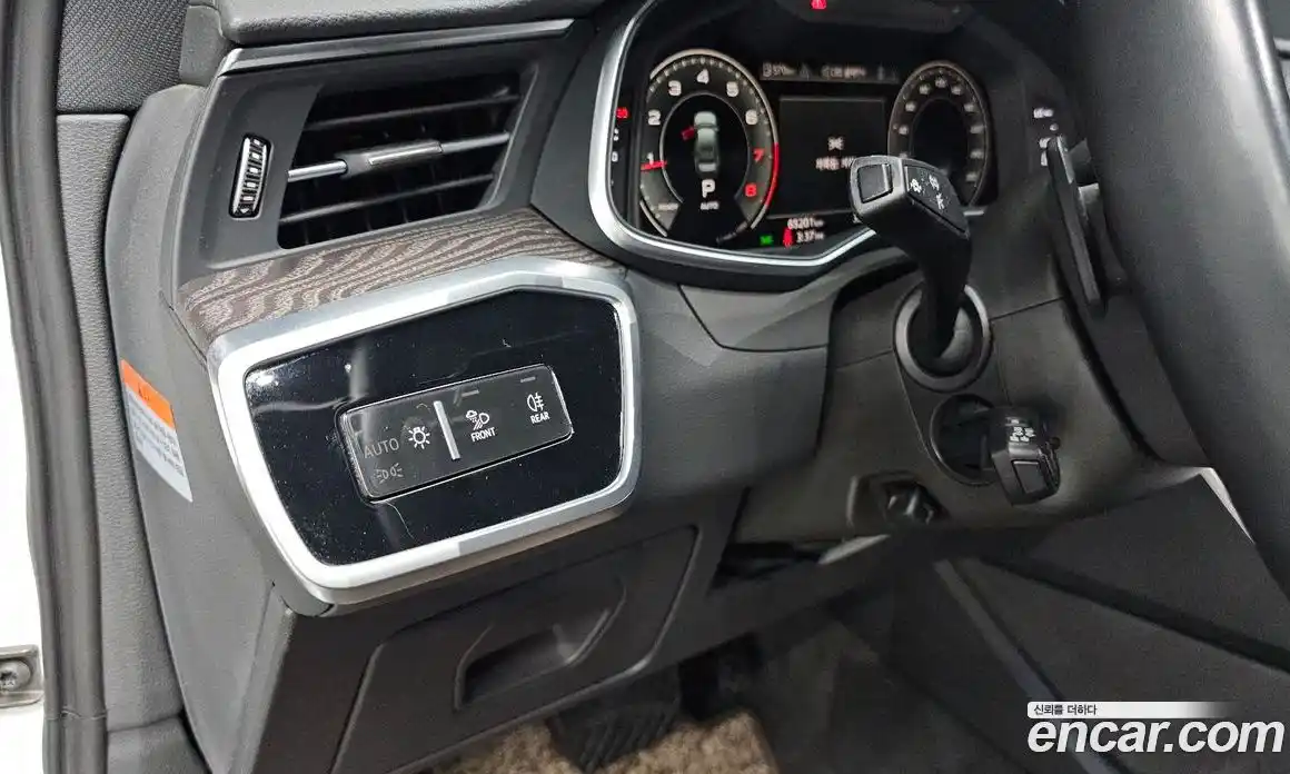 Audi A6 2021 2.0 автомат (гидро), фото 27