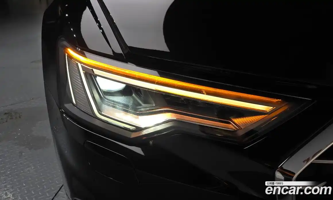 Audi A6 2020 2.0 автомат (гидро), фото 7