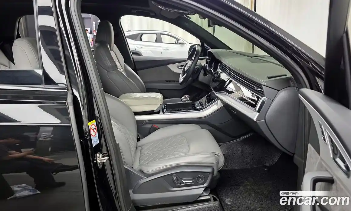 Audi Q7 2022 3.0 автомат (гидро), фото 11