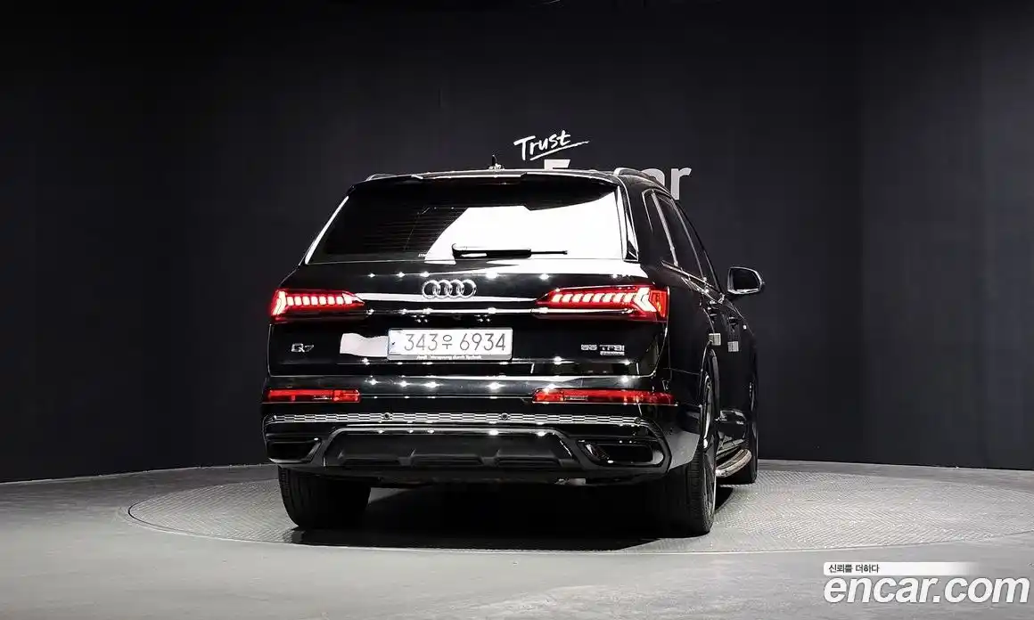Audi Q7 2022 3.0 автомат (гидро), фото 4