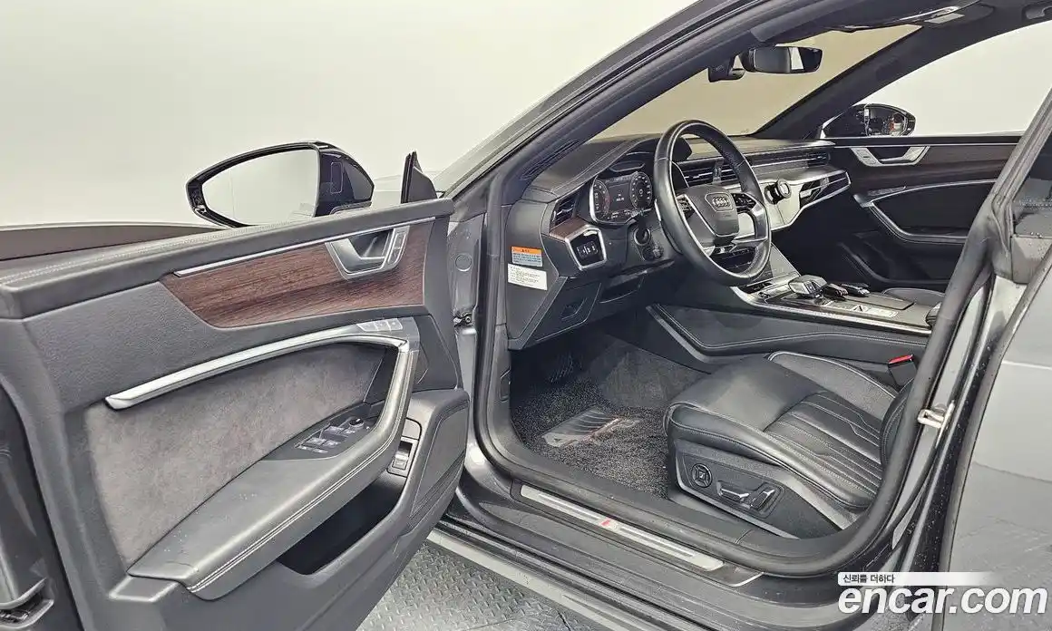 Audi A7 2022 3.0 автомат (гидро), фото 13