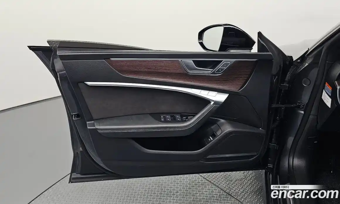 Audi A7 2022 3.0 автомат (гидро), фото 14