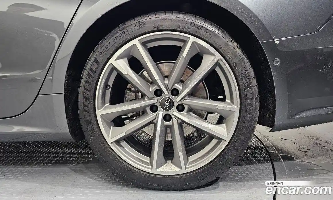 Audi A7 2022 3.0 автомат (гидро), фото 7