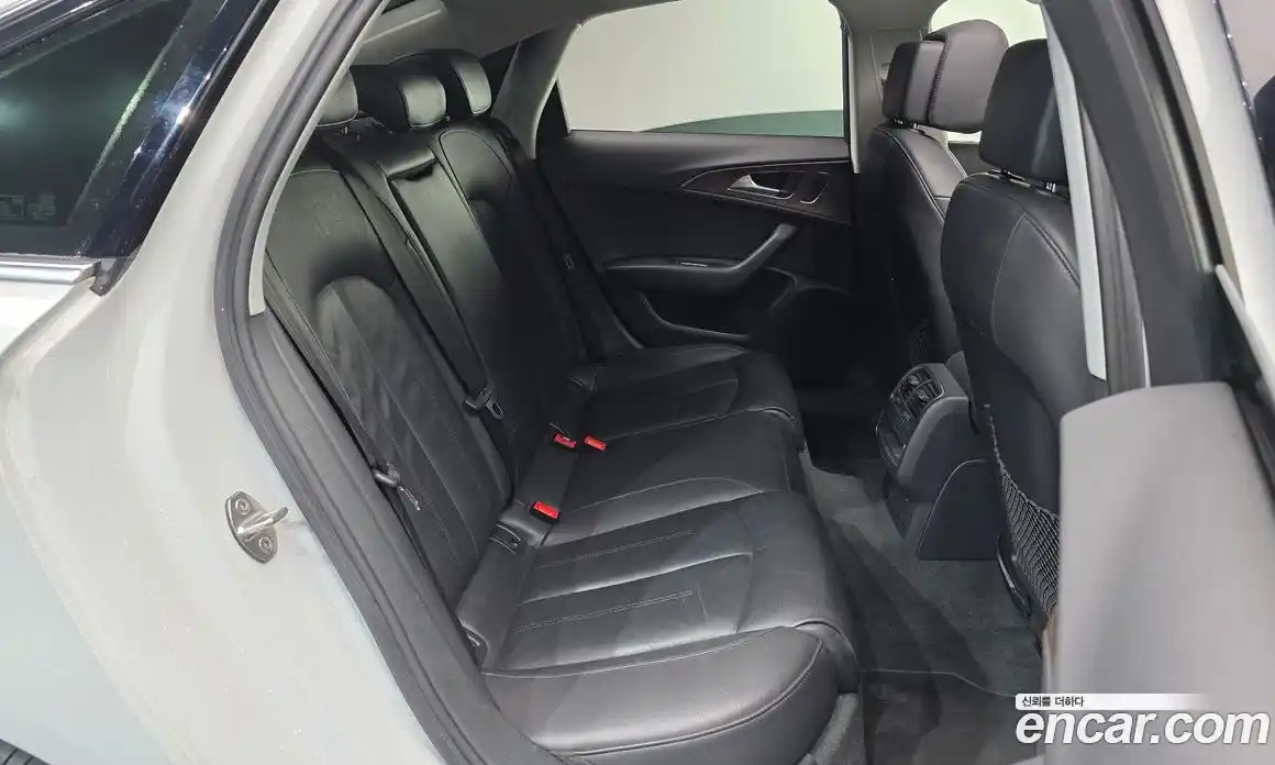 Audi A6 2016 2.0 автомат (гидро), фото 11