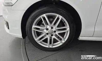 Audi A6 2016 2.0 автомат (гидро), миниатюра 5
