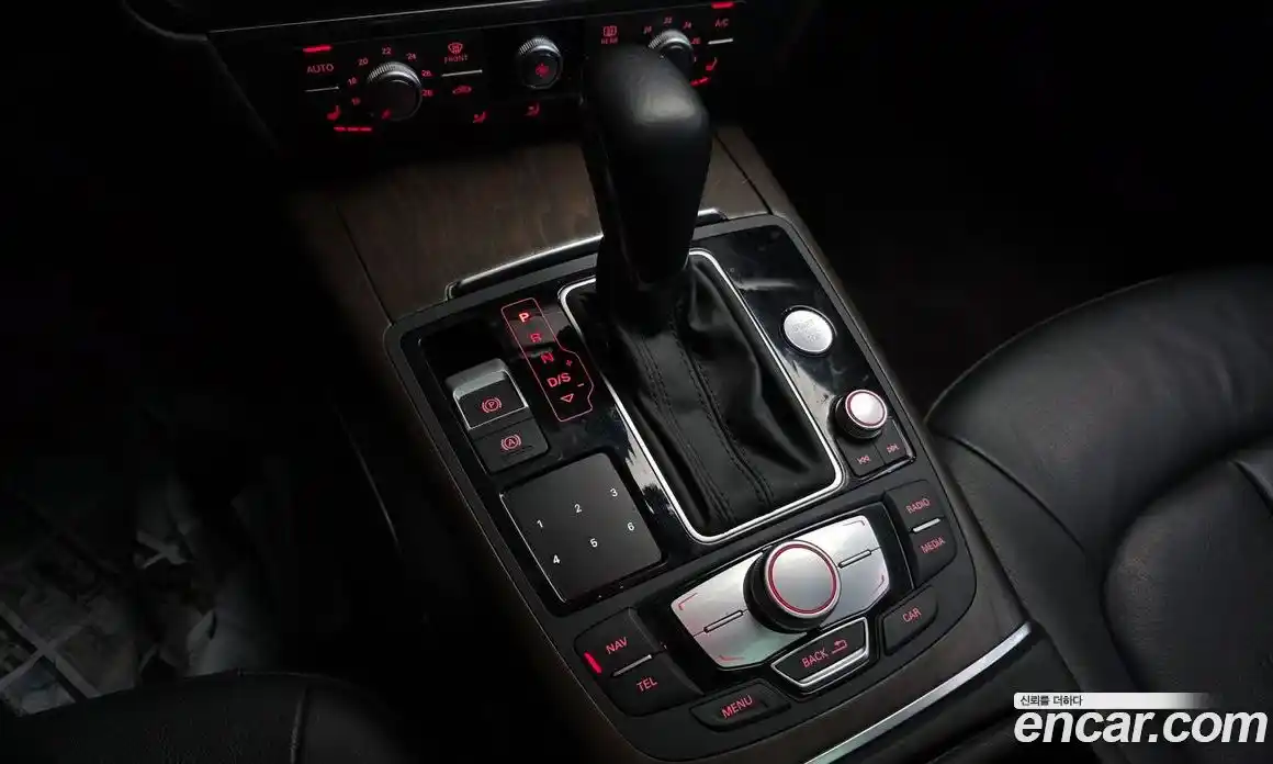 Audi A6 2016 2.0 автомат (гидро), фото 9