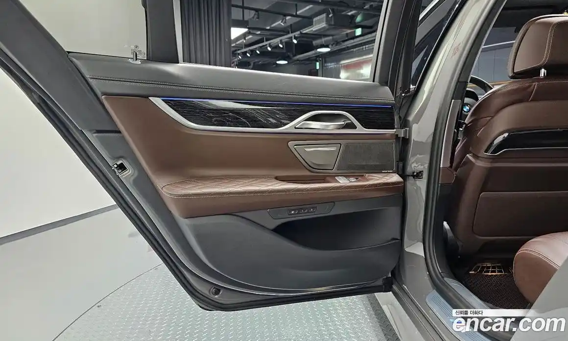 BMW 7 серия 2020 3.0 автомат (гидро), фото 14