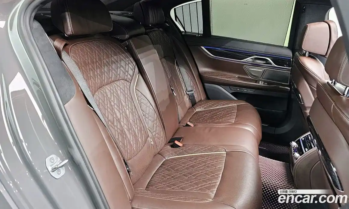 BMW 7 серия 2020 3.0 автомат (гидро), фото 16