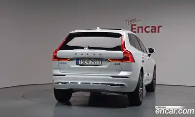 Volvo XC60 2023 2.0 автомат (гидро), миниатюра 3