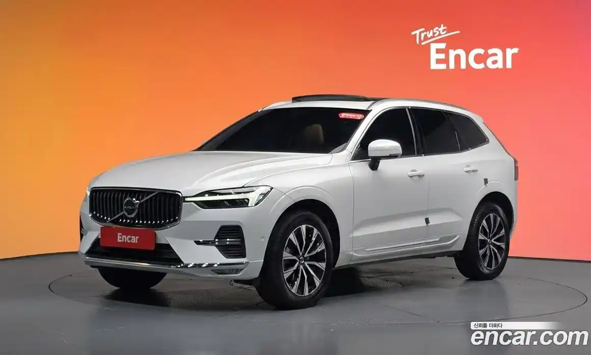Volvo XC60 2023 2.0 автомат (гидро), фото 33