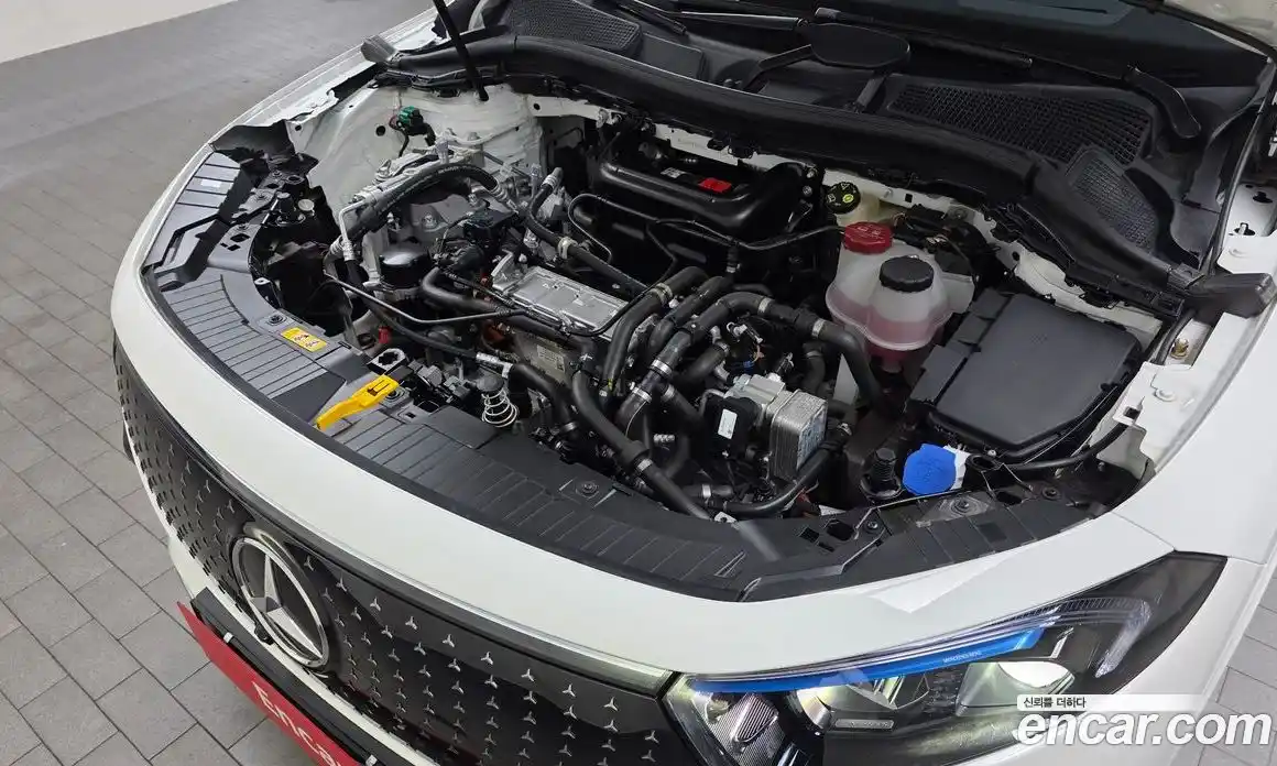 Mercedes-Benz EQA 2024 0.2 гидро, фото 6 Mercedes-Benz EQA 2024 0.2 гидро, фото 6