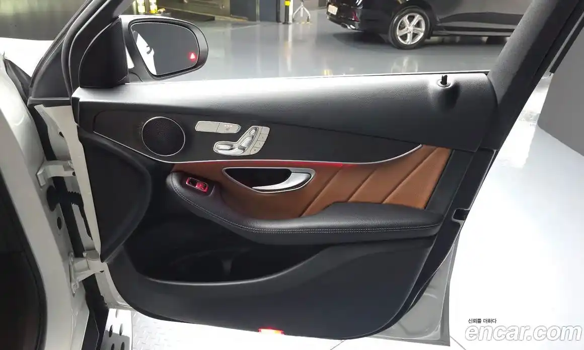 Mercedes-Benz GLC-Class 2021 2.0 автомат (гидро), фото 14