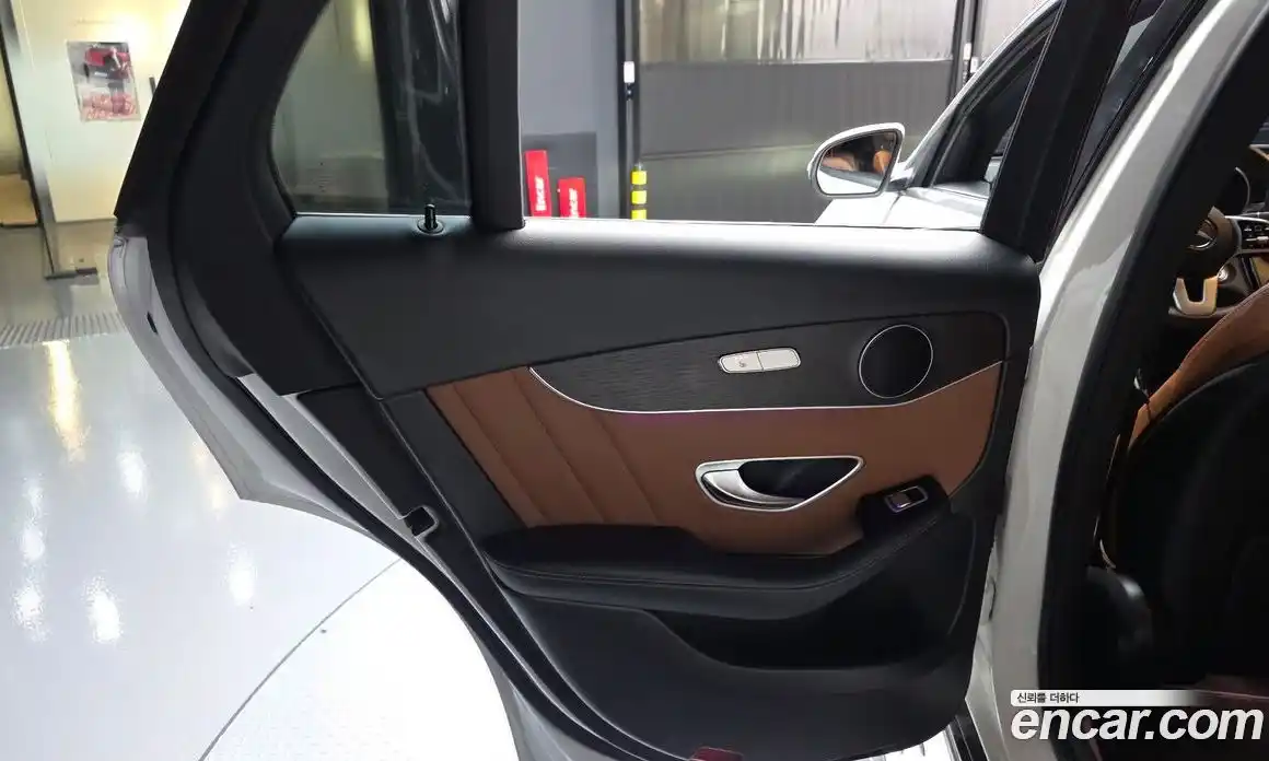 Mercedes-Benz GLC-Class 2021 2.0 автомат (гидро), фото 15