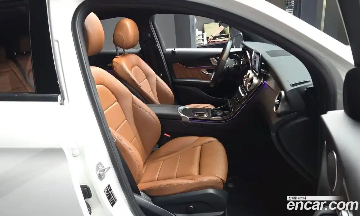 Mercedes-Benz GLC-Class 2021 2.0 автомат (гидро), фото 17